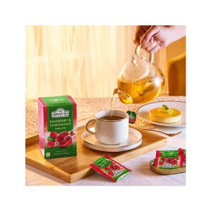 Ahmad Tea Raspberry & Pomegranate Green Tea - 20 φακελάκια σε φλιτζάνι